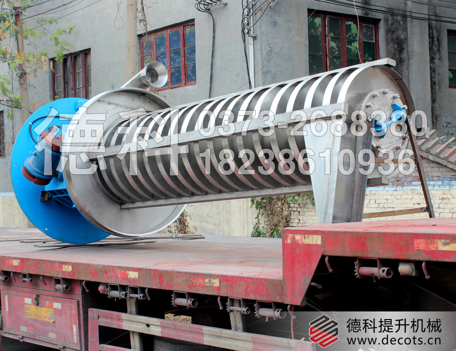 振動提升機(jī)發(fā)貨